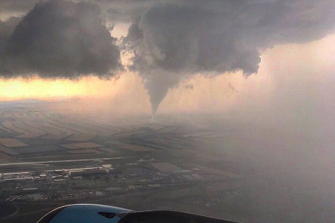 Tornado Wien Schwechat